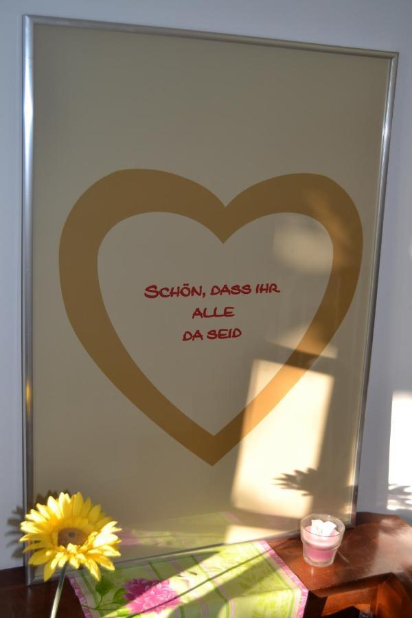 Frickenhausen  Cozy Apartment Dana מראה חיצוני תמונה